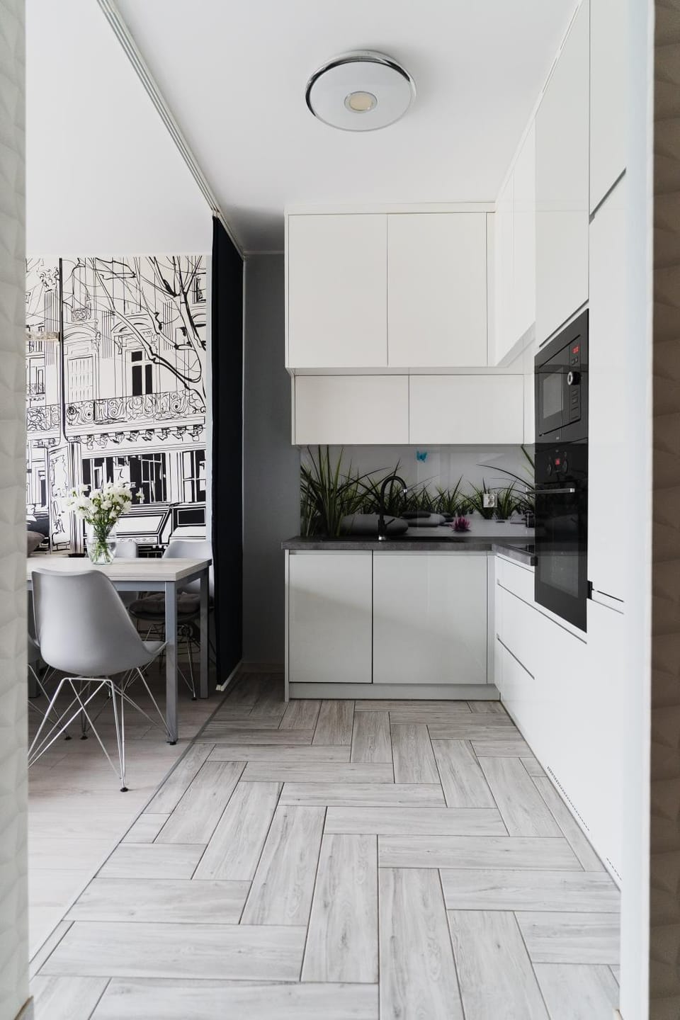 Kitchen or kitchenette