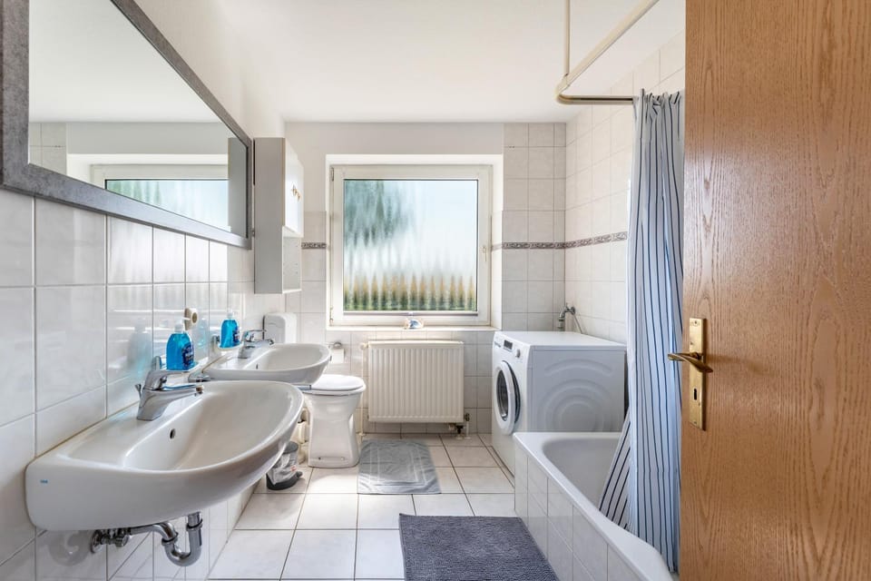 Bathroom, Living room