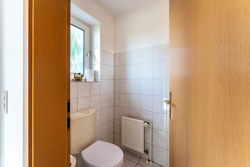 Bathroom, Living room