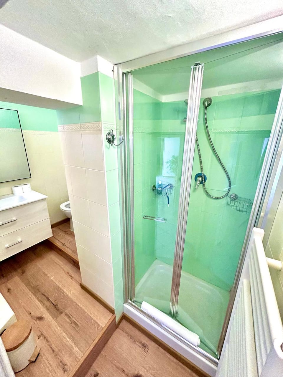 Shower, Bathroom