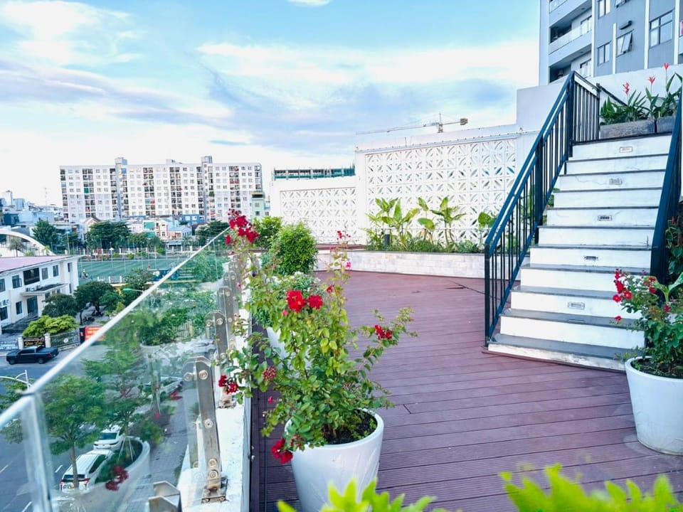 Balcony/Terrace, City view