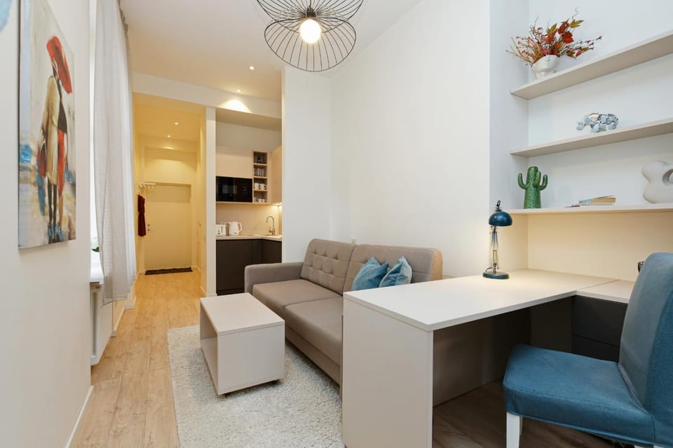 TV and multimedia, Living room, Dining area