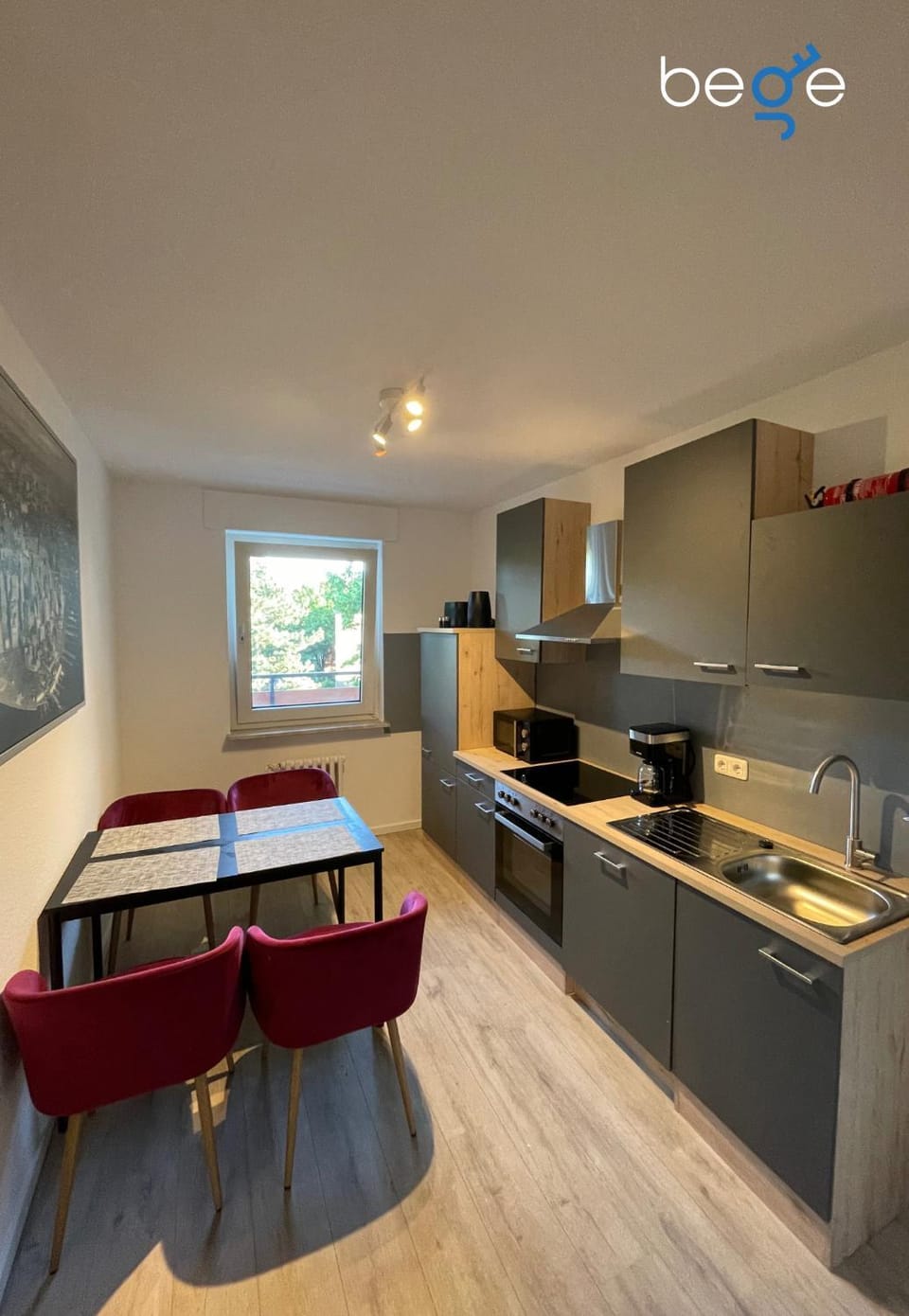 Kitchen or kitchenette, Dining area, dishwasher, stove