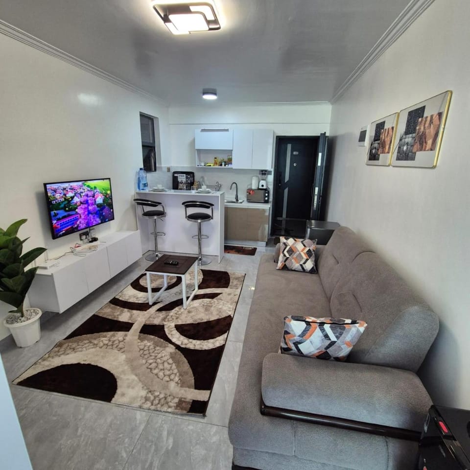 TV and multimedia, Kitchen or kitchenette, Living room, Seating area, Dining area, minibar, oven