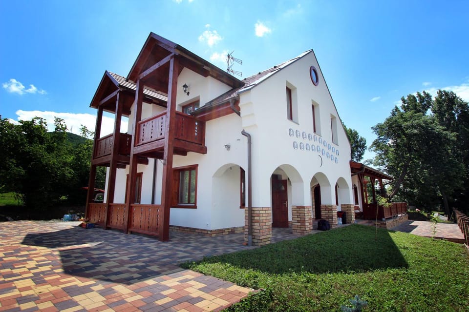 Gesztenyés Vendégház Bed and Breakfast in Hungary