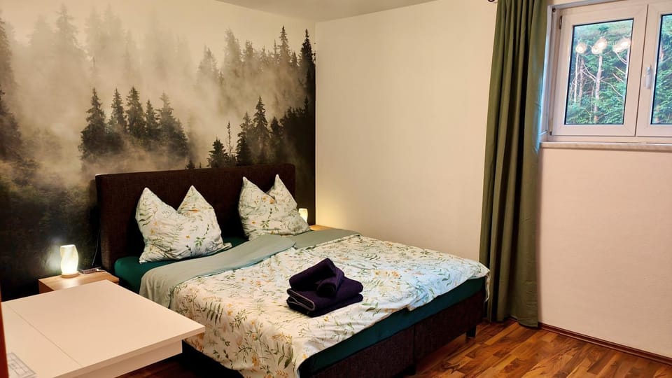 Bed, Bedroom