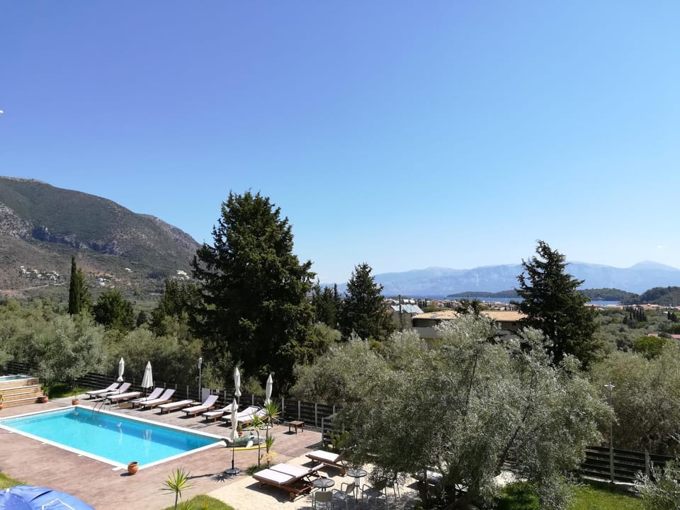 Golden Sun Villas Apartment hotel in Peloponnese, Western Greece and the Ionian