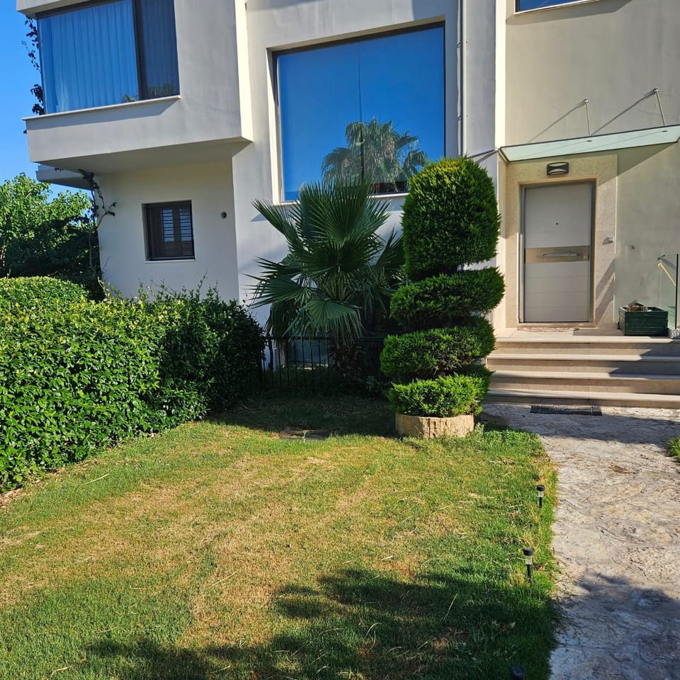 Property building, Garden
