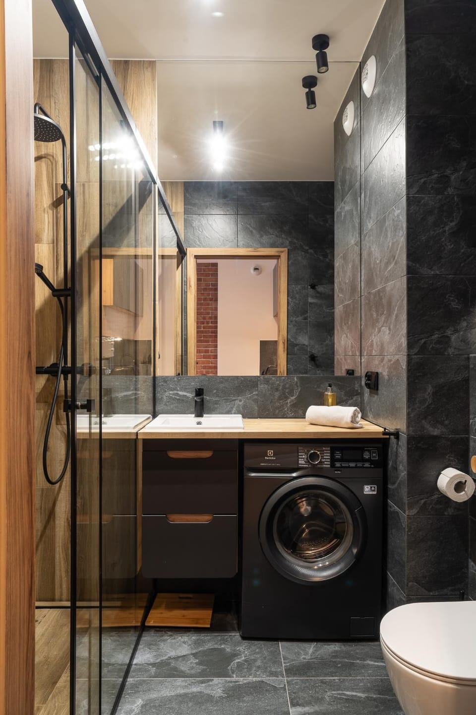 Shower, Toilet, Bathroom, washing machine