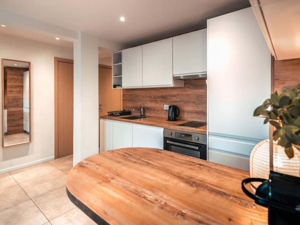 Holi Moderne 2CH 2SDB Hypercentre Croisette Clim Apartment in Cannes