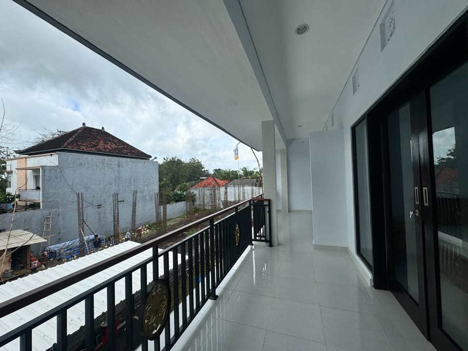 Property building, Balcony/Terrace