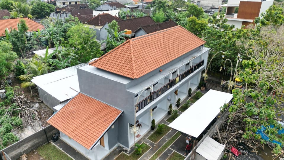 Property building, Bird's eye view