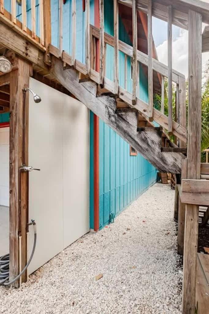 Sandy Pines Perch - Your Indian River Dock Life Base Camp Apartment in Micco
