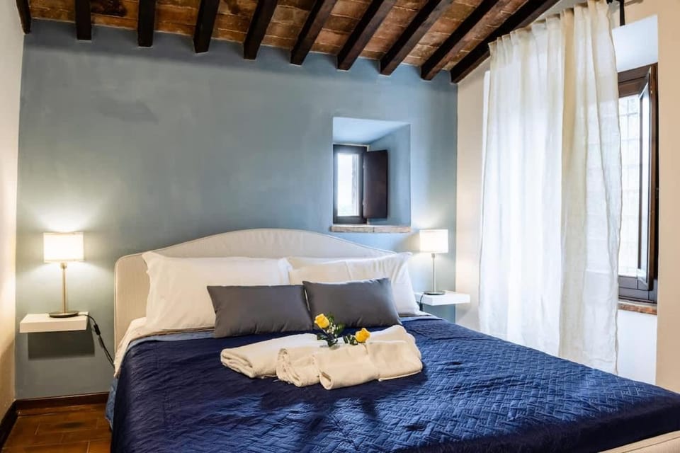The Secret Garden - Pool, Garden and Parking House in Perugia