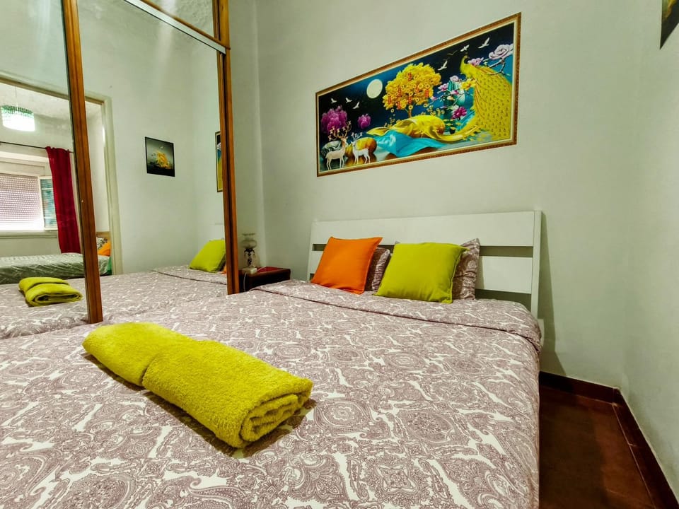 Perfect Room Near Airport 3 Vacation rental in Lisbon