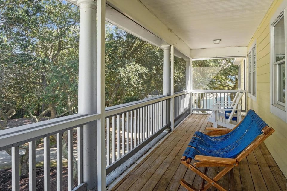 Limoncello Grove Formerly Moondance House in Corolla