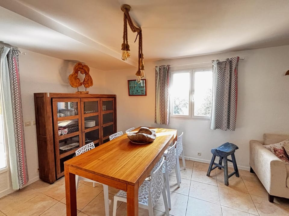 La Villa Maquis House in Bonifacio