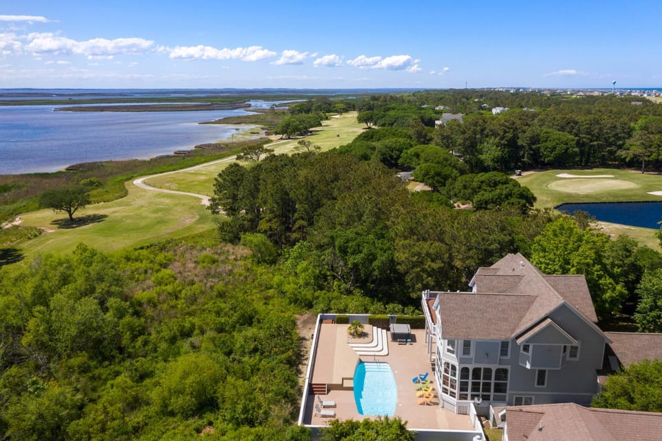 7th Heaven House in Corolla