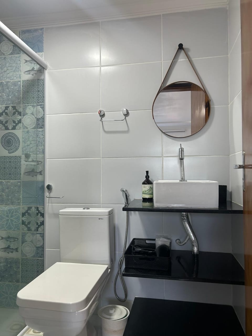 Toilet, Bathroom, towels