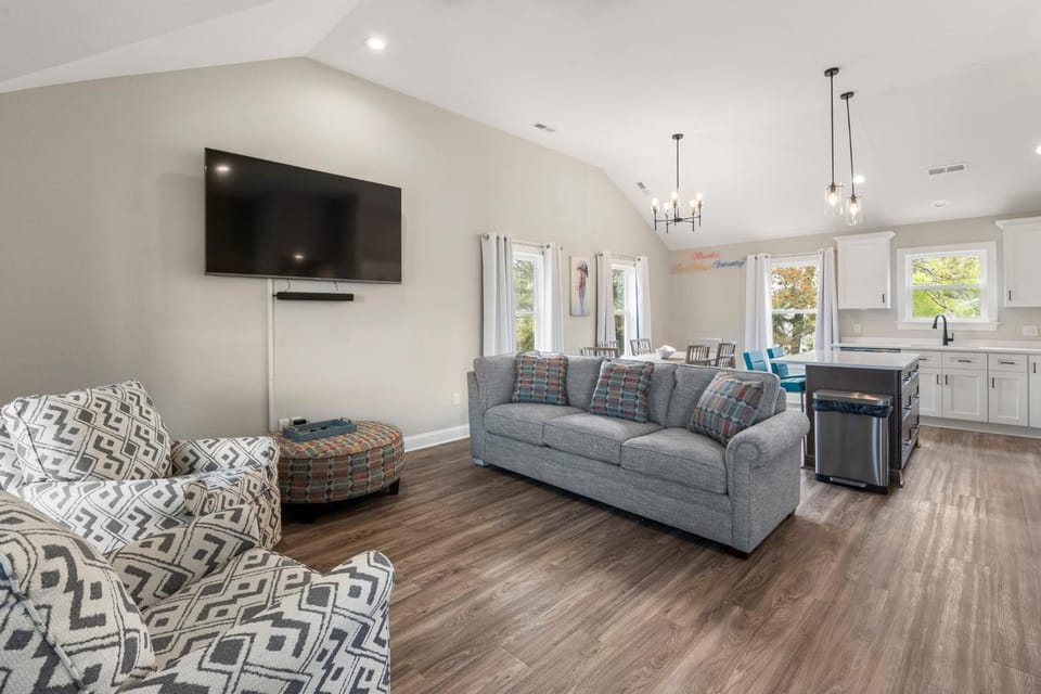 Masons Beach House Getaway House in Kill Devil Hills