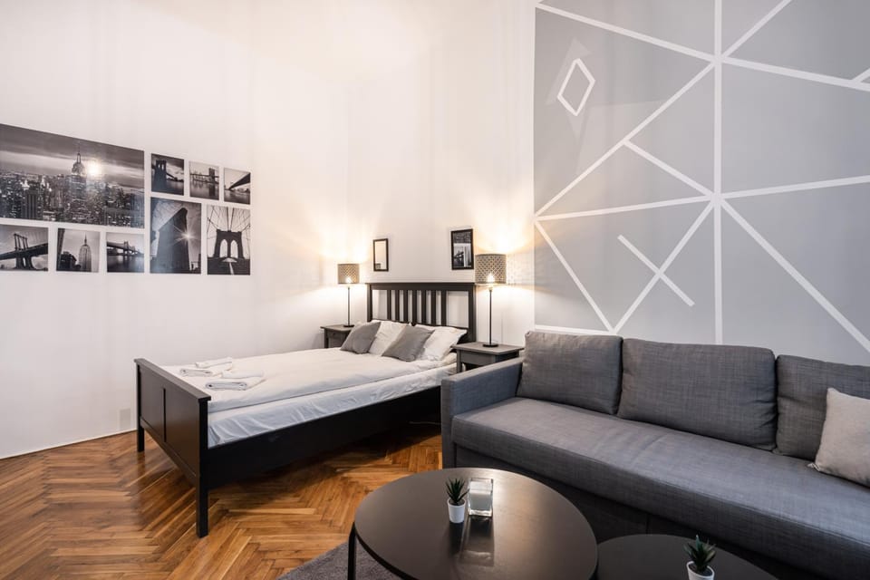 Bed, Living room, Seating area, Bedroom