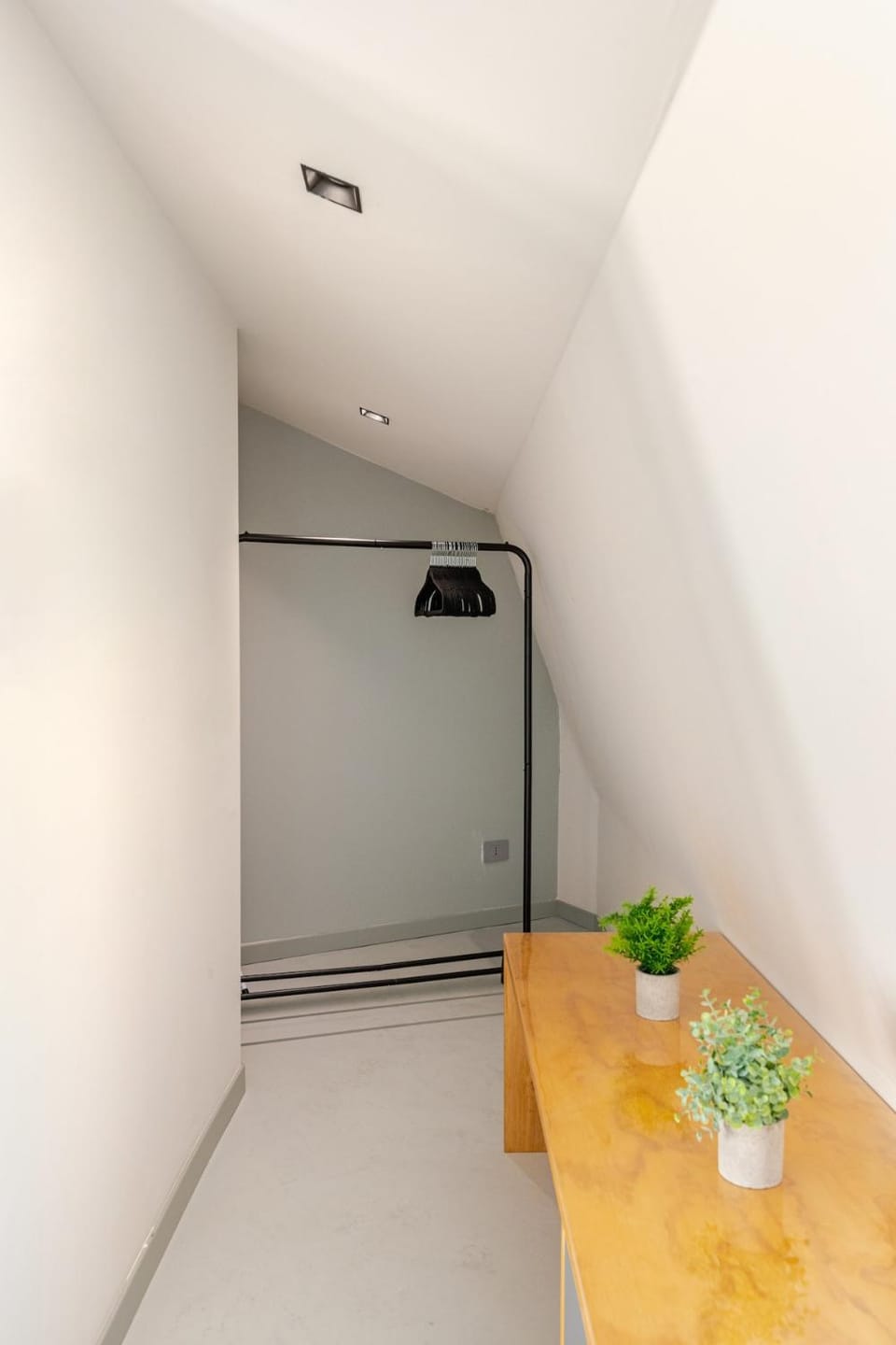 Luxury Elegant Penthouse 2 Bedrooms, 2 Bathrooms Apartment in Milan