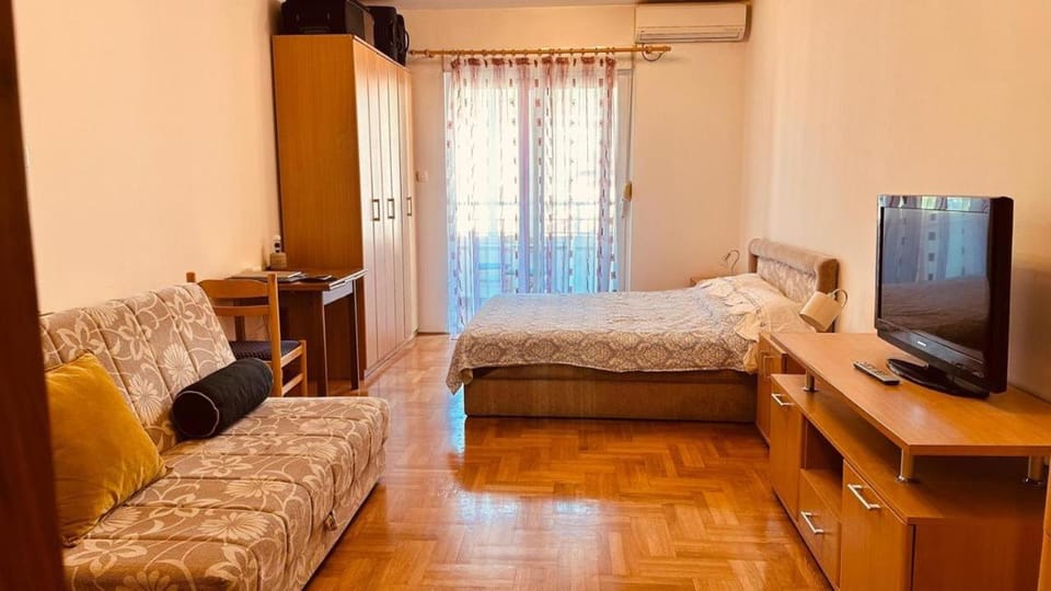 Budva Summer House Apartment in Budva