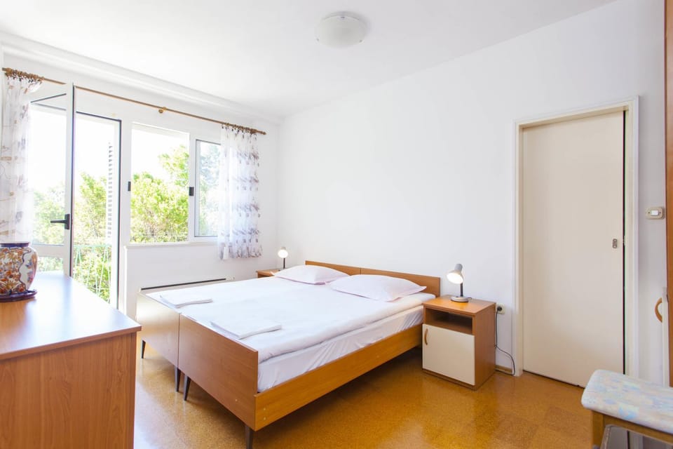 Apartments Kumpar Apartment in Makarska