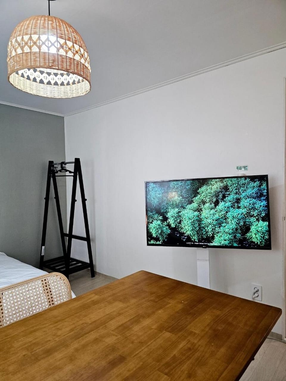 Communal lounge/ TV room, Bed, TV and multimedia, Bedroom