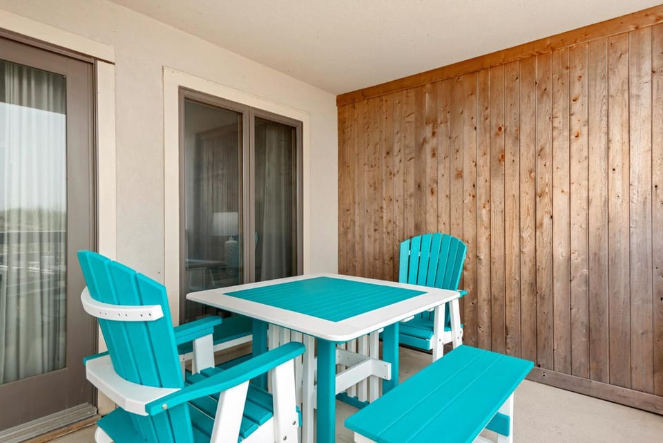 A Wave From It All Apartment in Nags Head