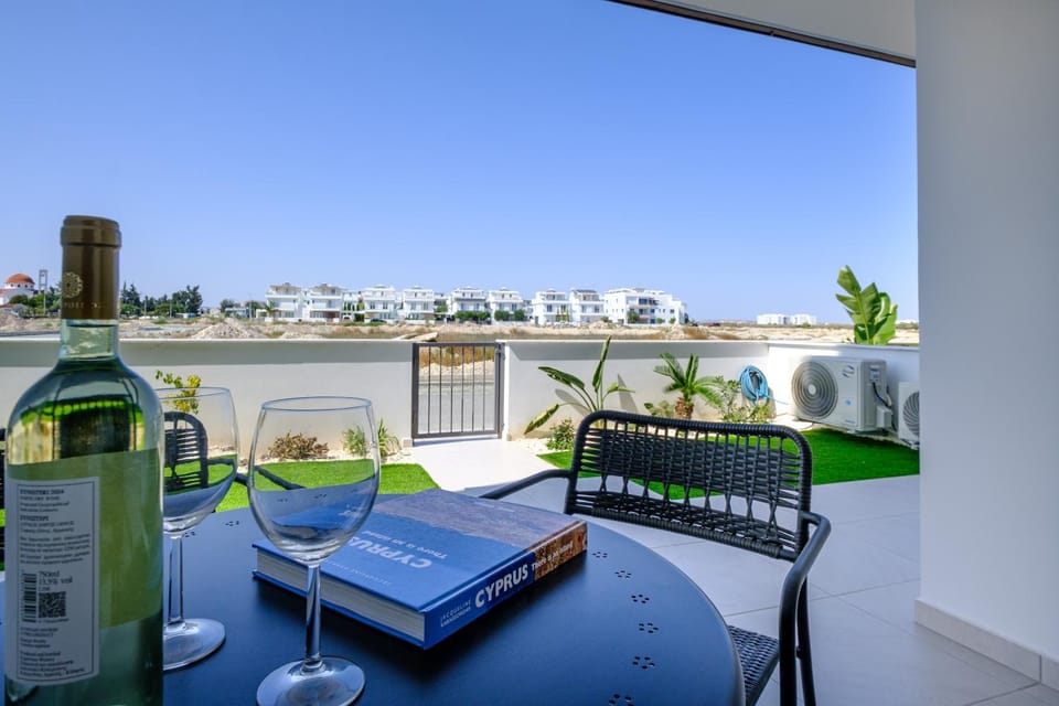Patio, Balcony/Terrace, Dining area