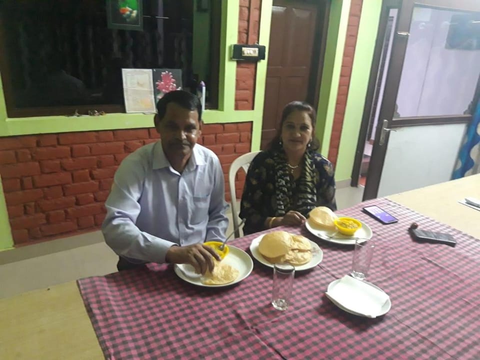 Restaurant/places to eat, Food and drinks