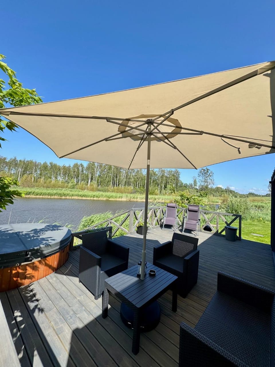 Patio, Day