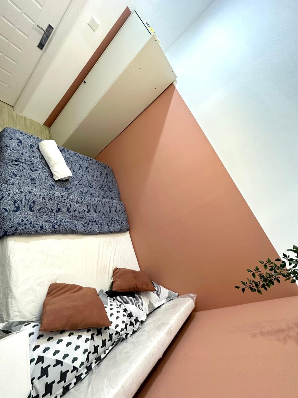 Duo Den Partiton Room In tecom Barsha Heights Vacation rental in Dubai