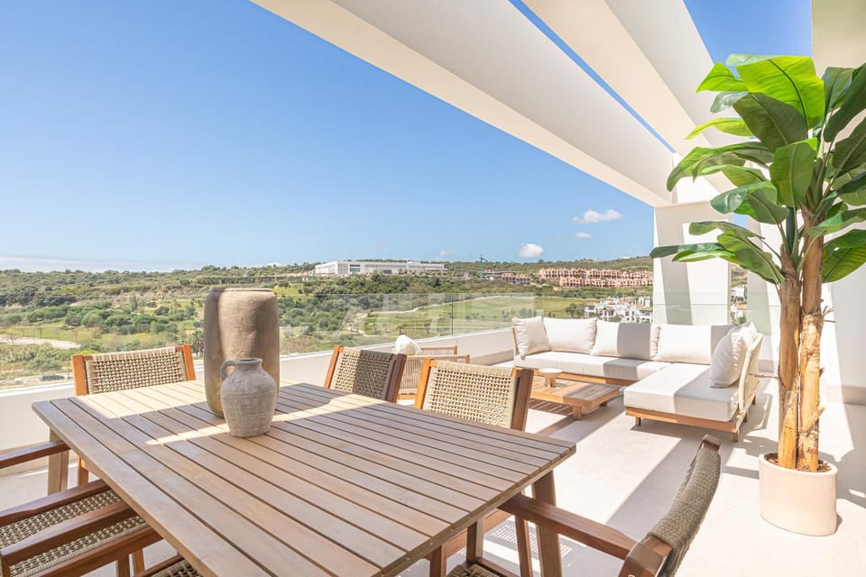 Patio, Balcony/Terrace, Balcony/Terrace, Seating area, Dining area, Mountain view, Sea view