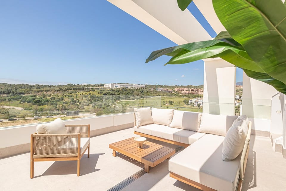 Day, Balcony/Terrace, Balcony/Terrace, Seating area, Dining area, Mountain view, Sea view