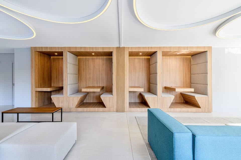 Meeting/conference room