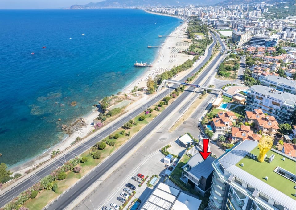 Property building, Bird's eye view, City view, Sea view