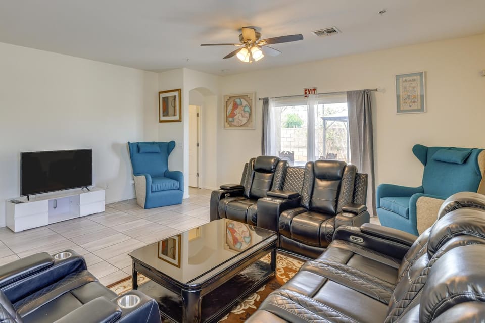 7 Mi to Dtwn: Spacious Phoenix Home w/ Patio House in Laveen Village