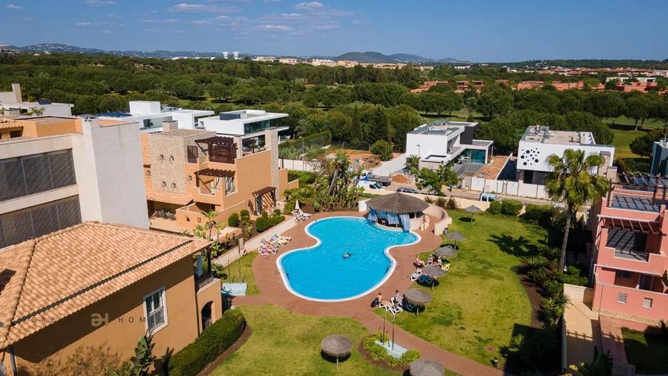 Greice Homes -Luxury 2 bedr apartment Vilamoura Apartment in Olhos de Água