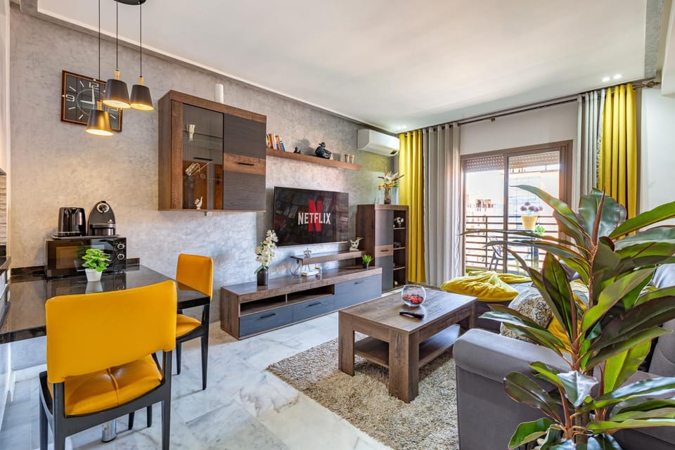 Luxury CINÉMA-BEDROOM AK38 FullHD Guéliz-TopCenter Apartment in Marrakesh