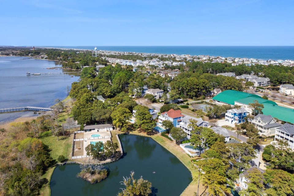 Beachaholic House in Corolla