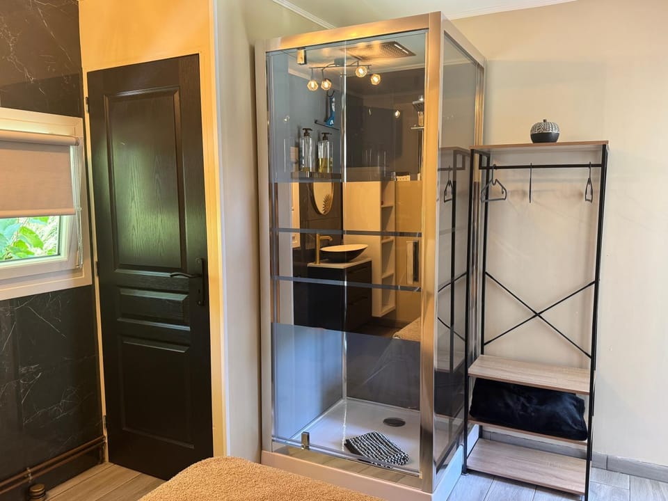 Studio béluga proche aéroport de Nantes Apartment in Pays de la Loire