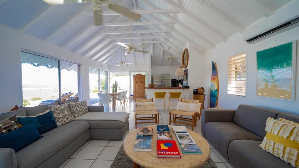 Comfortable Villa With Views Over Lorient Bay Villa in Gustavia