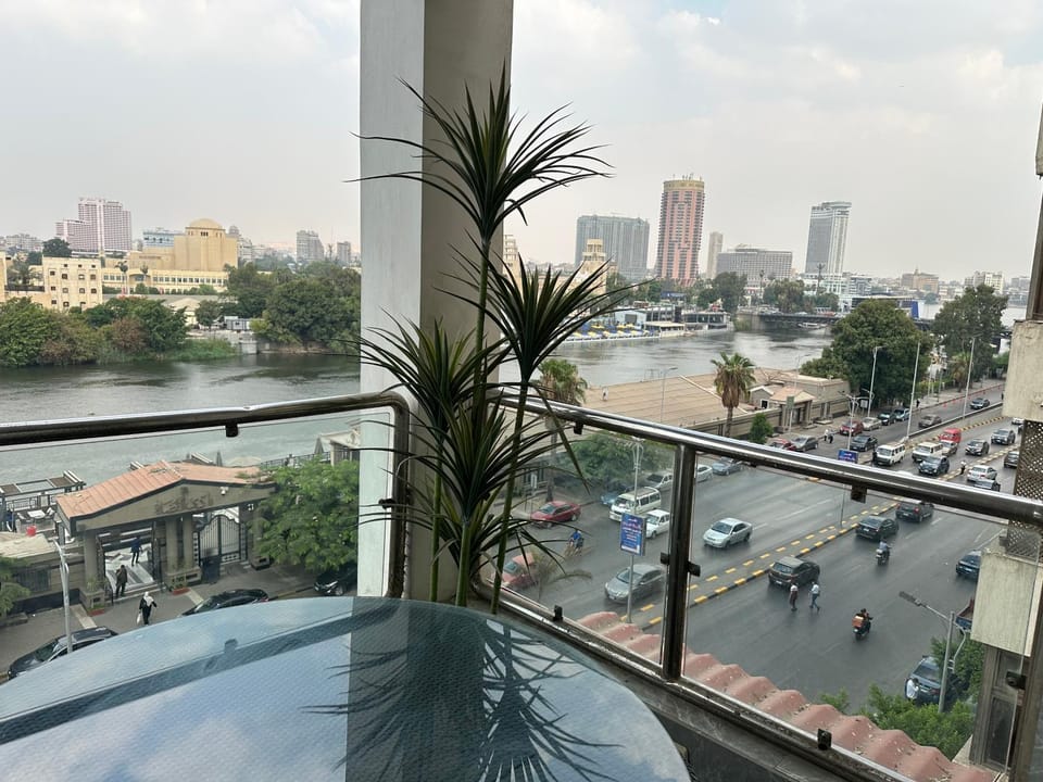 Nile view Apartment in Cairo