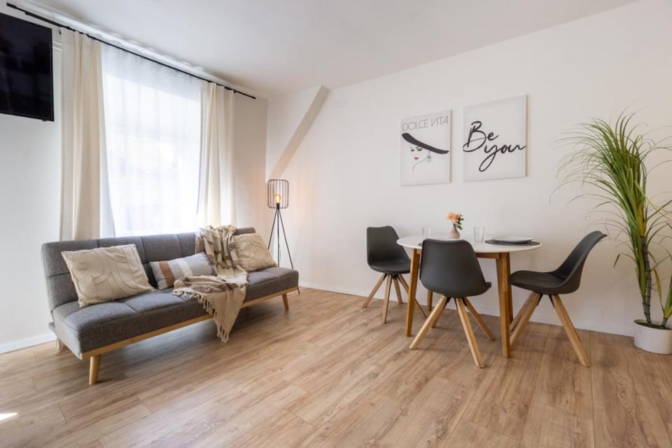 NOOR - Dolce Vita Flair in Center Apartment in Graz