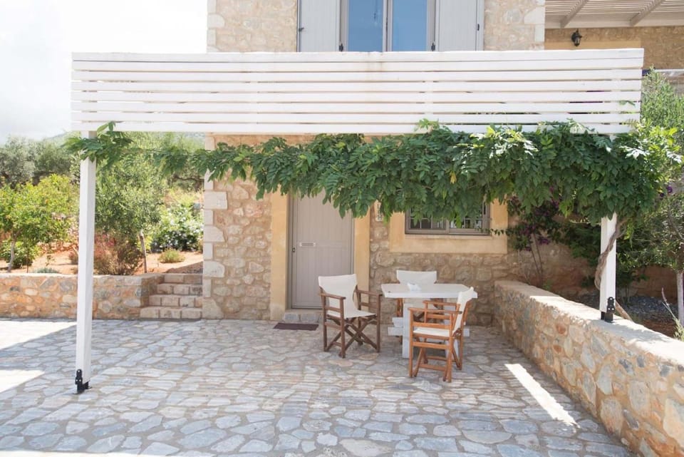 Poliana Estate Villas Apartment in Messenia