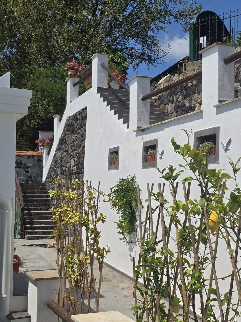 Inner courtyard view, Parking