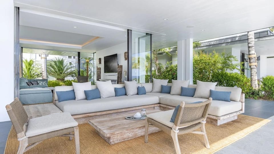 Caribbean Paradise With Golden Sunset Views Villa in Gustavia