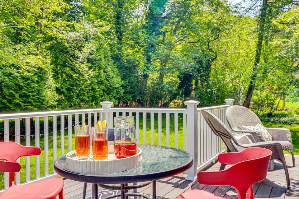 1 Mi to Campus: Princeton Home w/ Furnished Deck House in Princeton